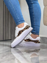 Tenis Casual Dama Print con animal print, suela expanso ultraligera y diseño cómodo para mujer moderna.
